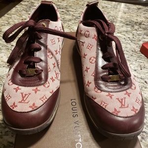 LOUIS VUITTON VINTAGE SNEAKERS